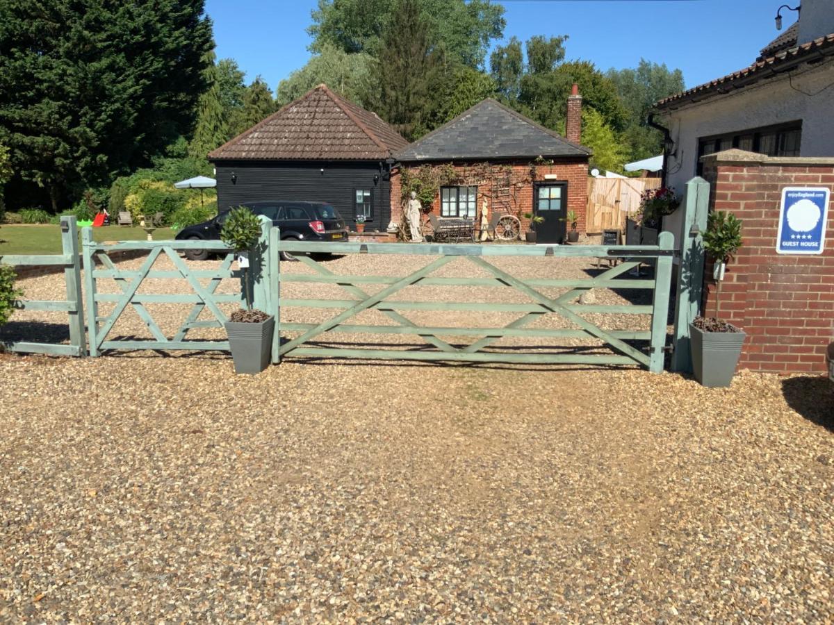 The Bridge Guest House Coltishall Exterior photo